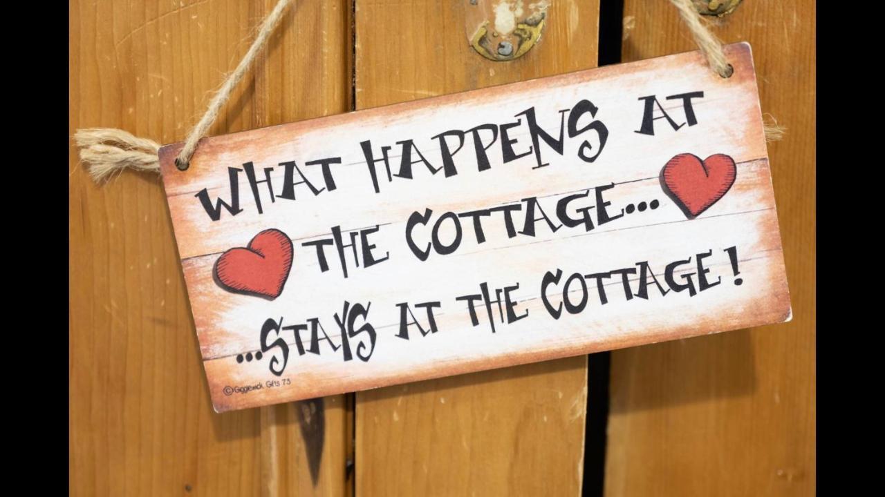 The Cottage Aberdeen Extérieur photo
